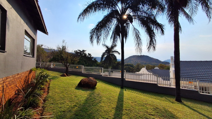 4 Bedroom Property for Sale in Safari Gardens North West